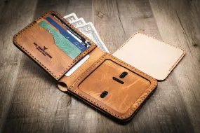 Badge Bifold Wallet - Saddle Tan