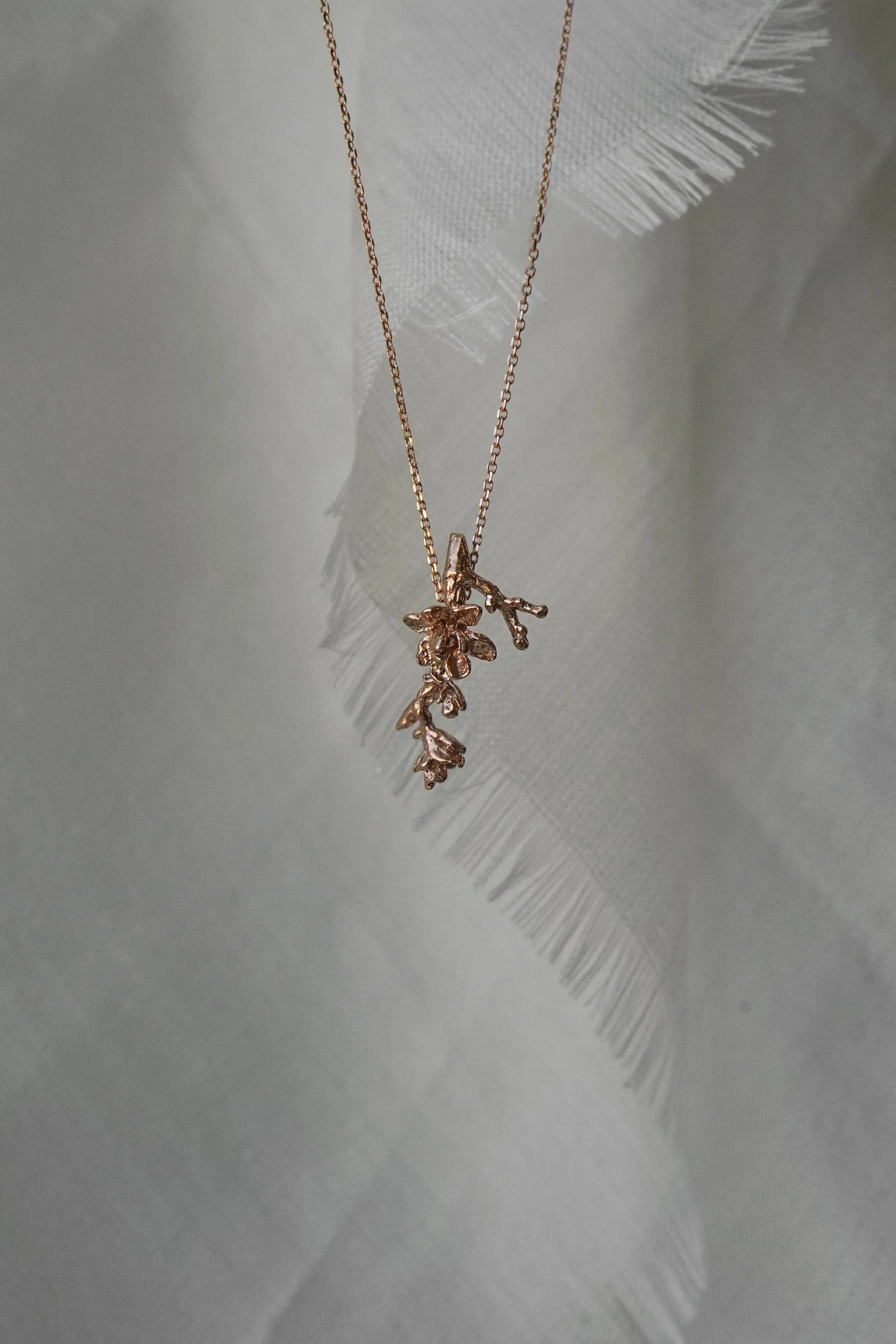 Brilliant Diamond Magnolia Necklace