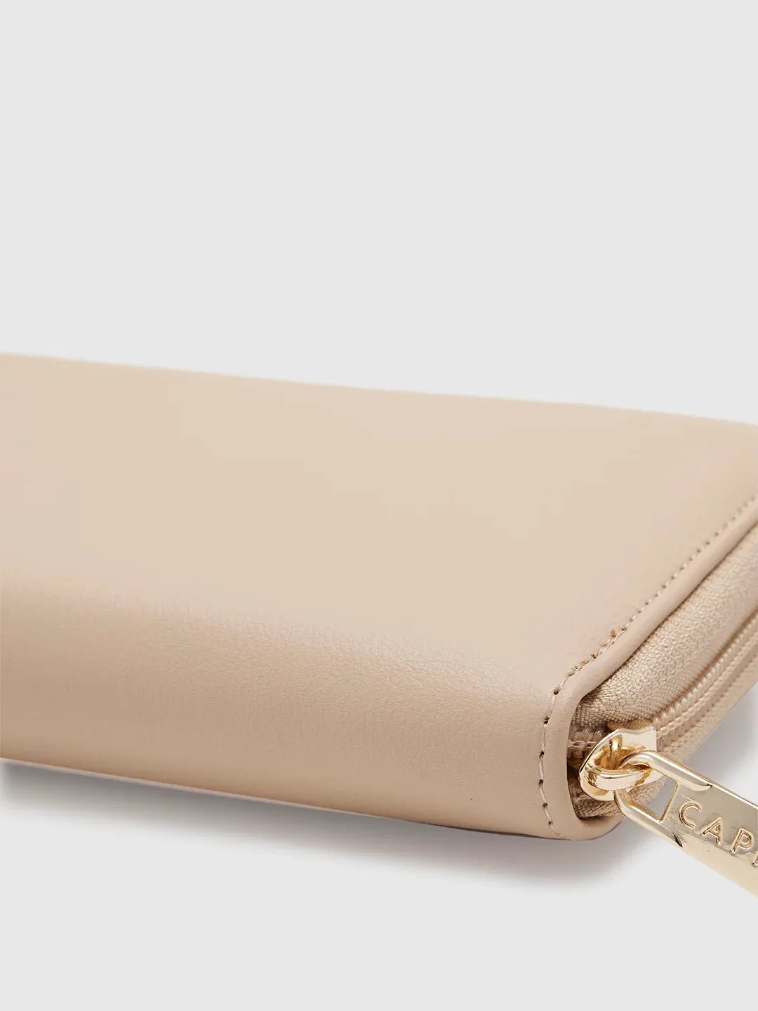 Caprese Mischa Wallet Medium Cream