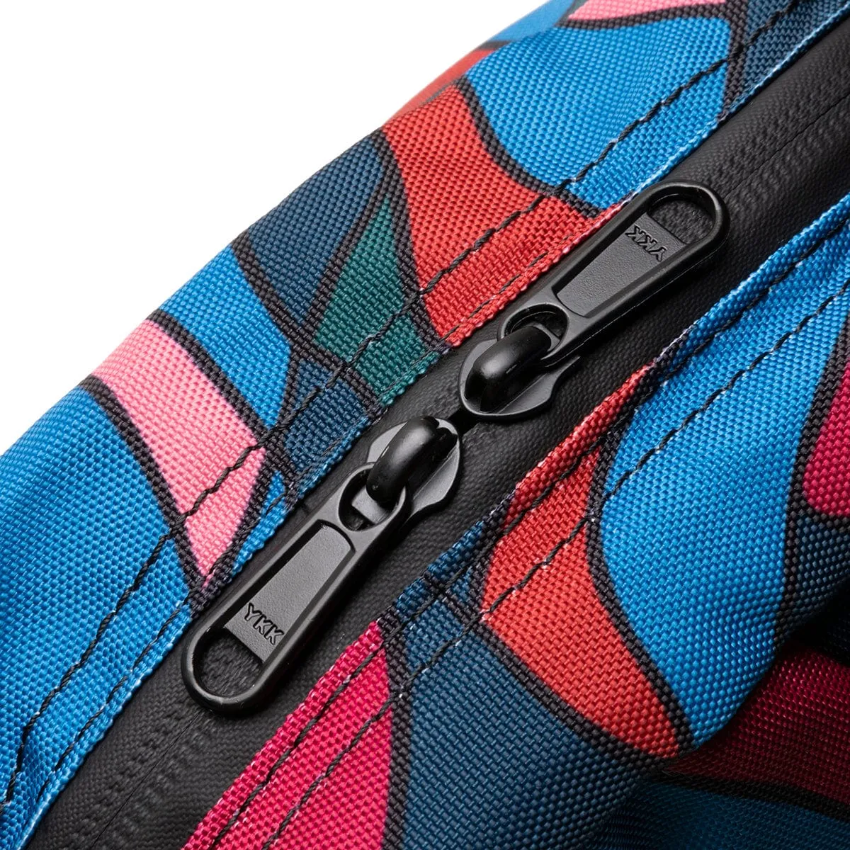 DISTORTED WAVES TOILETRY BAG