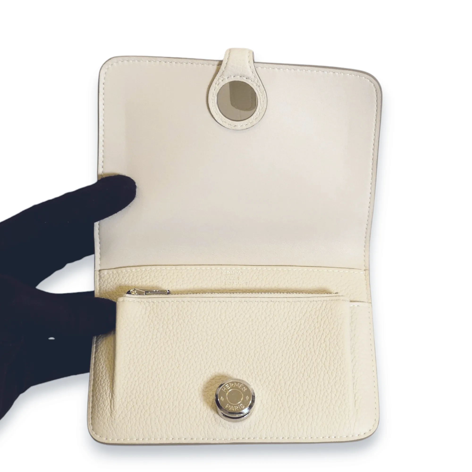 Dogon Compact Craie Wallet in Togo, Palladium hardware