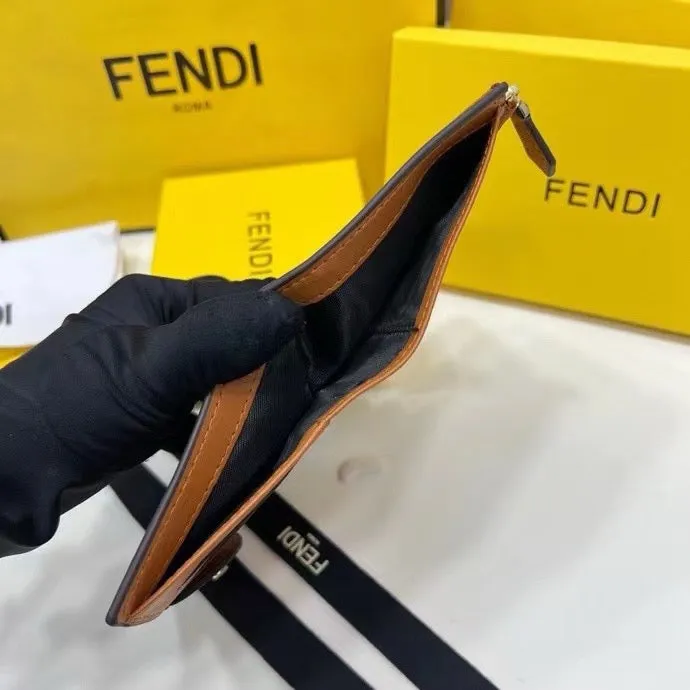 FF243 Fendi Roma Continental / 4.5x0.7x3.7inch