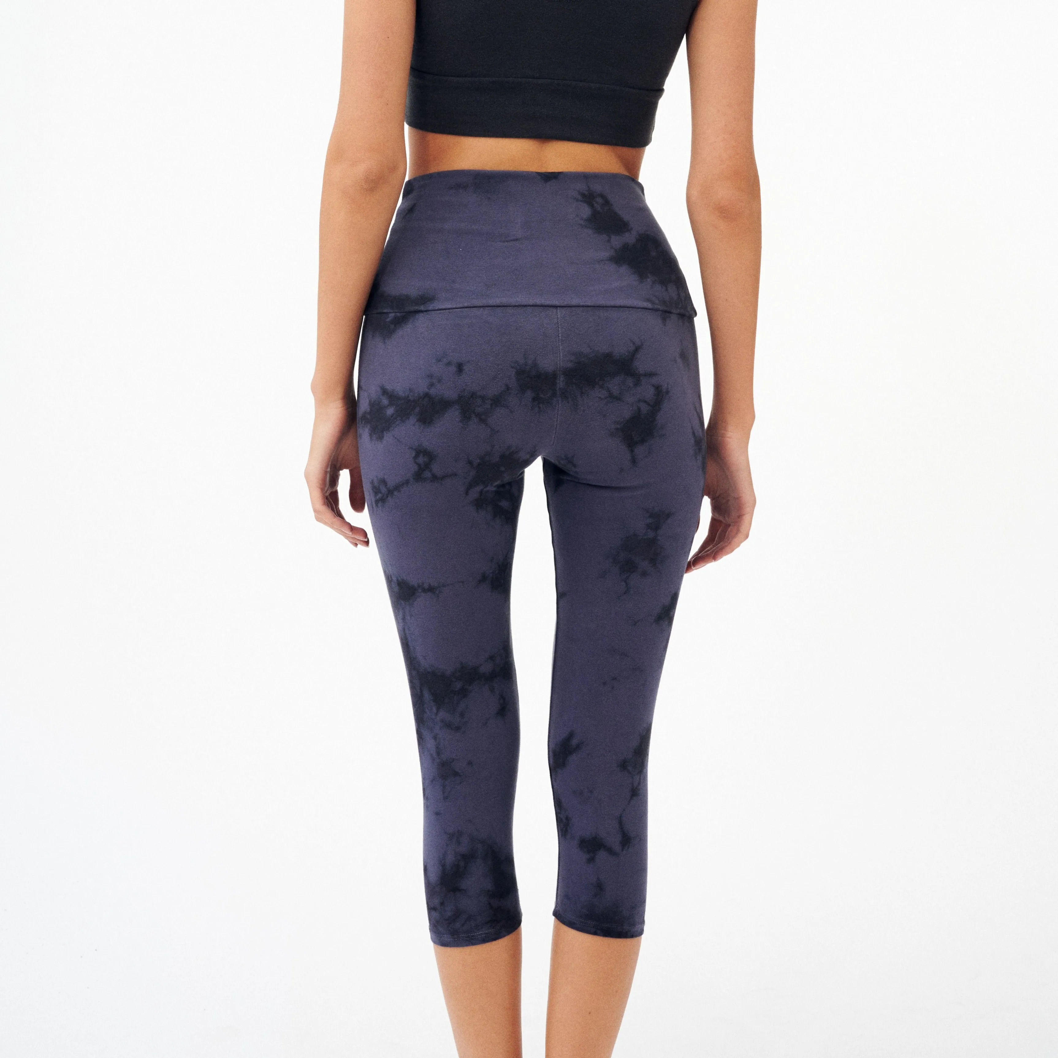 High-Waist Capri Legging