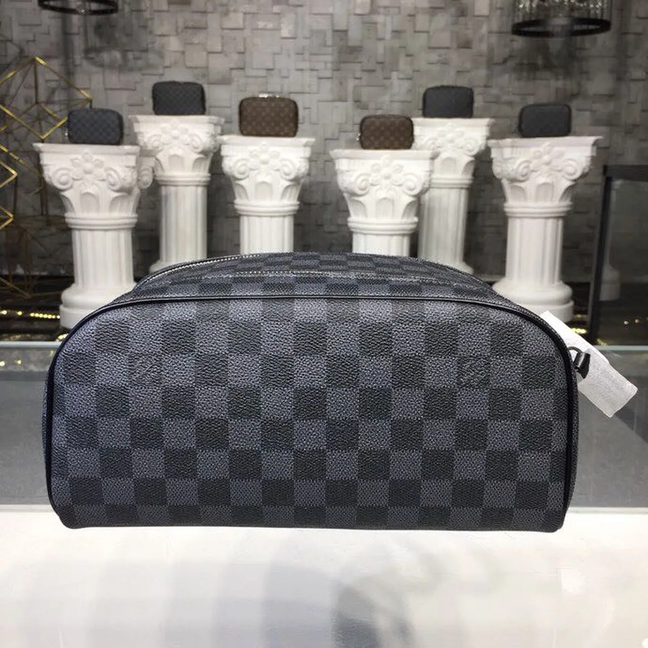 LV King Size Toiletry Damier Graphite Canvas For Women, WoBags, Travel Bags 11in/28cm LV