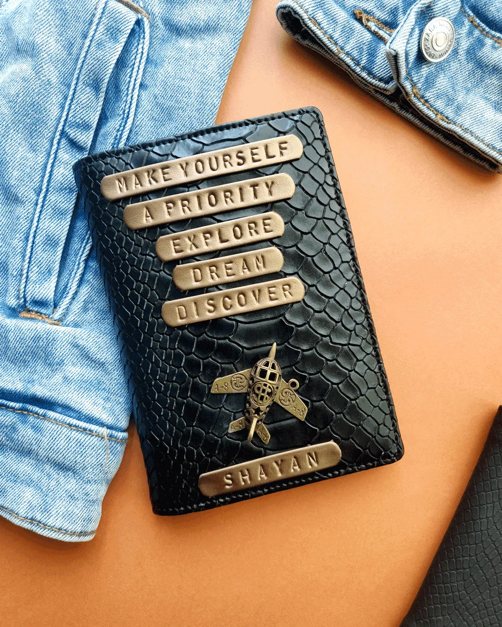 Personalised Black snake Texture Passport Cover