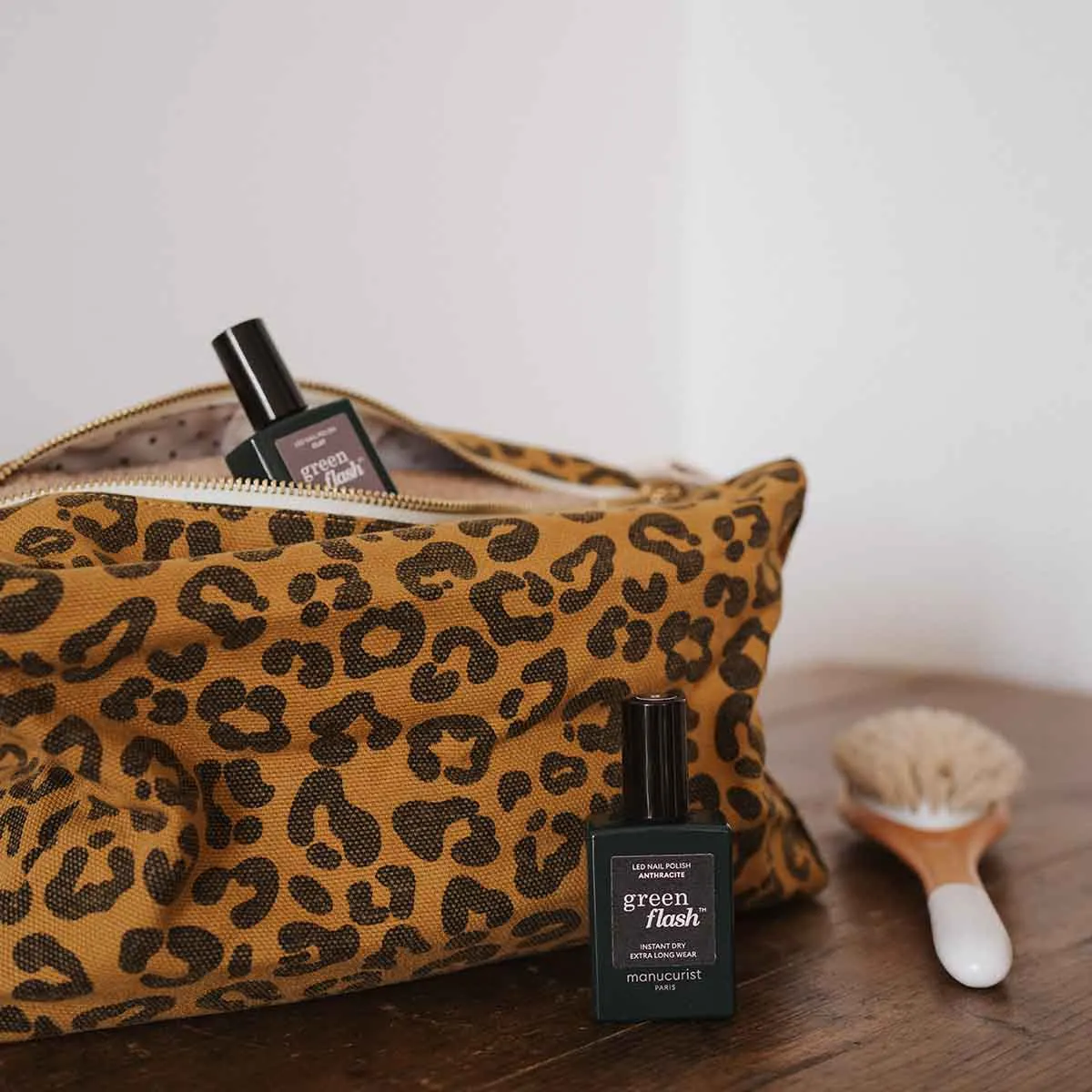 Rose in April Vic Toiletry Bag Leopard Caramel