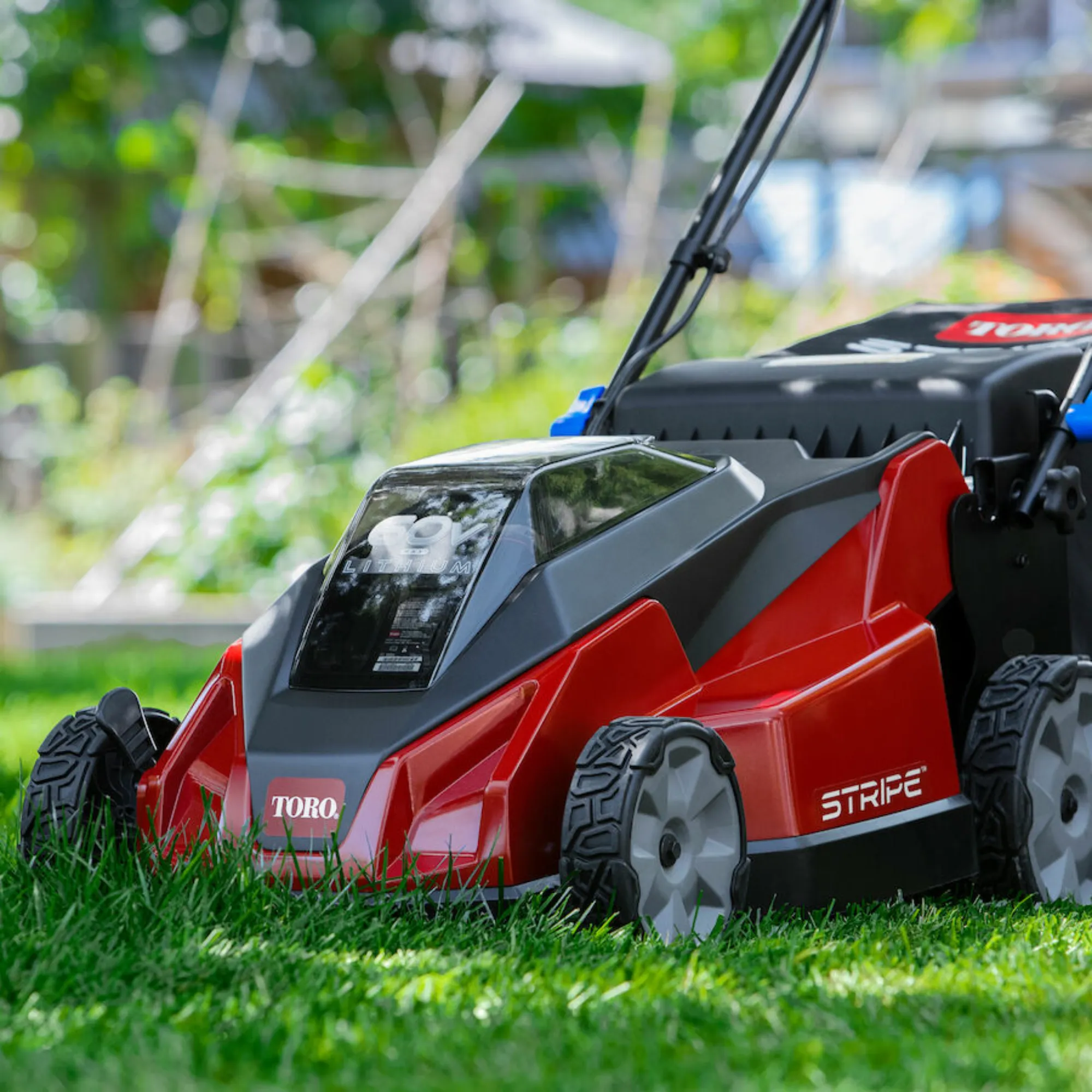 Toro 60V MAX Stripe Self-Propelled Mower - 6.0Ah Battery / Charger Included | 21 in. Deck | 21621