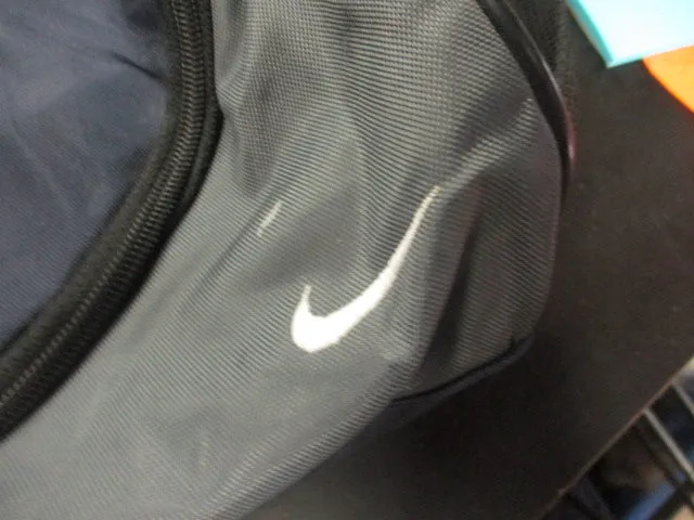 Used Nike Golf Shoe Bag