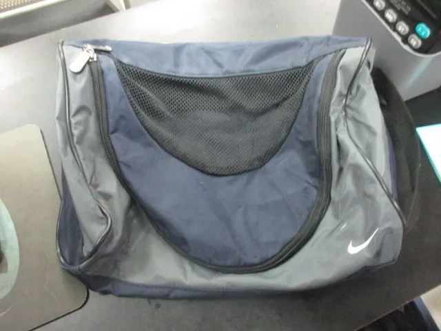 Used Nike Golf Shoe Bag