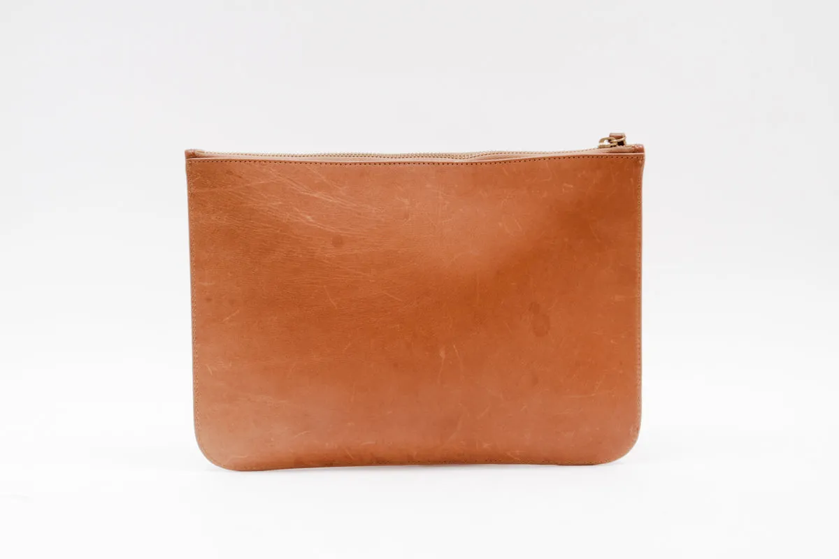 WRISTLET CLUTCH